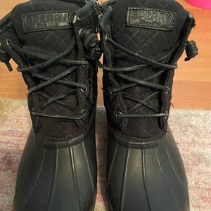 Sperry saltwater quilted duck boots